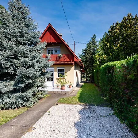 דירה Szilvia Vendeghaz סארוואש