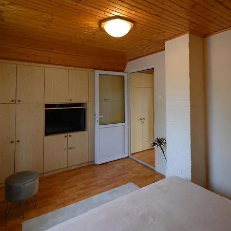 דירה Szilvia Vendeghaz *